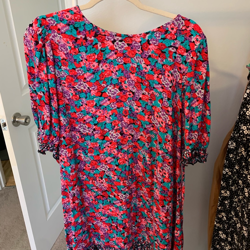 Rixo by Target minidress with ruffle hem, size 16, colorful floral pattern.